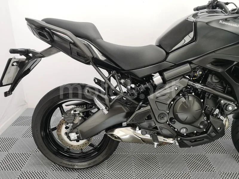 Kawasaki Versys – Vista 5
