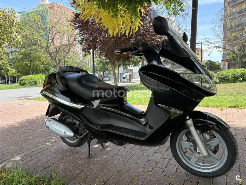 Piaggio X8 125 – Vista 3