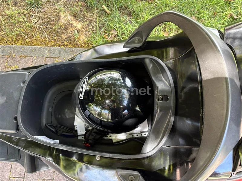 Piaggio X8 125 – Vista 5