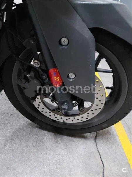 Yamaha XMAX 125 – Vista 11