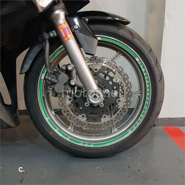 Kawasaki ER-6F – Vista 15