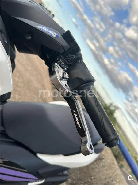 Yamaha NMAX – Vista 5