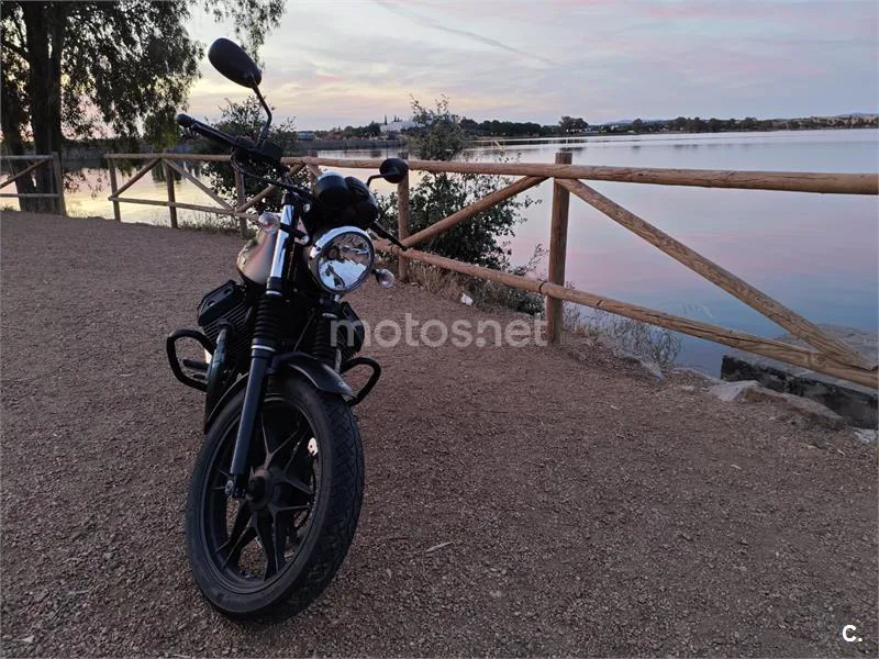 Moto Guzzi V7 II – Vista 6