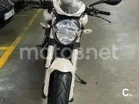 Ducati Monster 696 – Vista 7