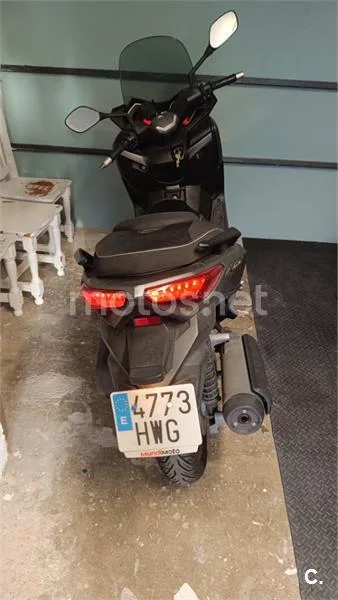Yamaha XMAX 125 – Vista 3