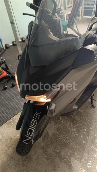 Yamaha XMAX 125 – Vista 4