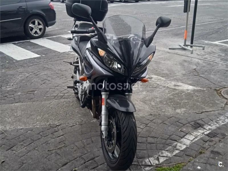 Yamaha FZ6 Fazer - Vista 5