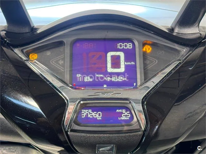 Honda SH 125i – Vista 6