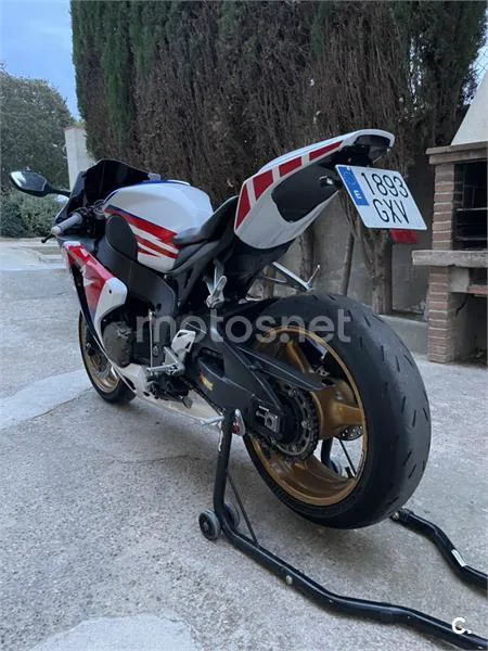 Honda CBR 1000 RR Fireblade – Vista 4