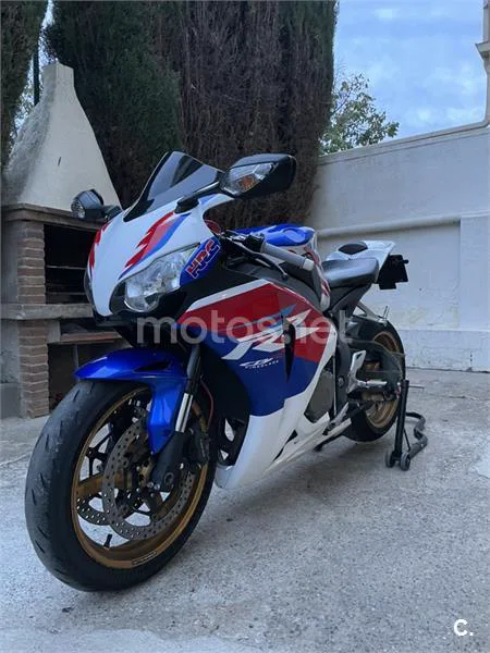 Honda CBR 1000 RR Fireblade – Vista 7