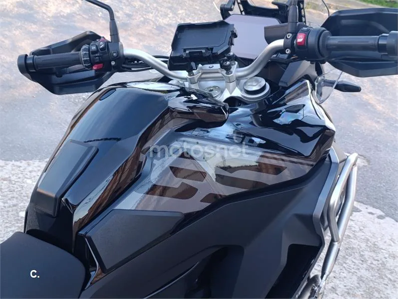 BMW F 850 – Vista 8