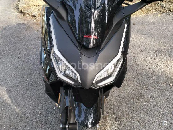 Honda Forza 125 - Vista 4