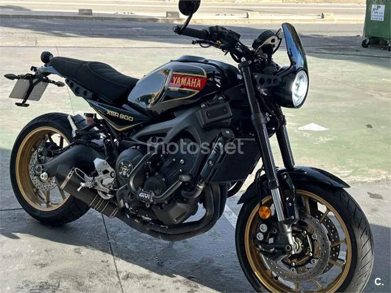 Yamaha XSR 900 – Vista 7