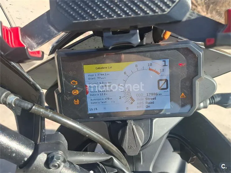 KTM 390 – Vista 4