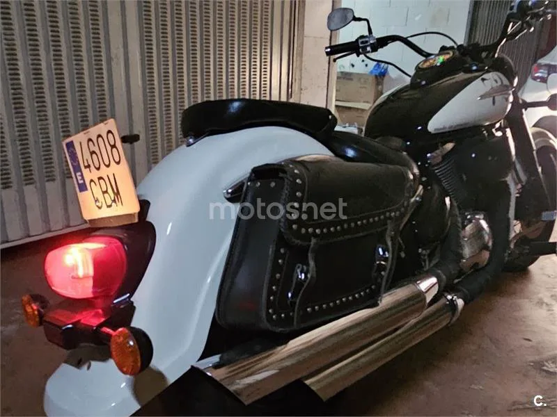 Suzuki VL 800 Intruder Volusia 3550 € 2004 Cantabria - 2