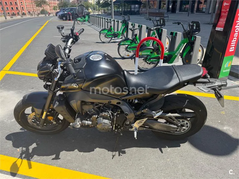 Yamaha MT-09 9500 € 2024 Bizkaia - 1