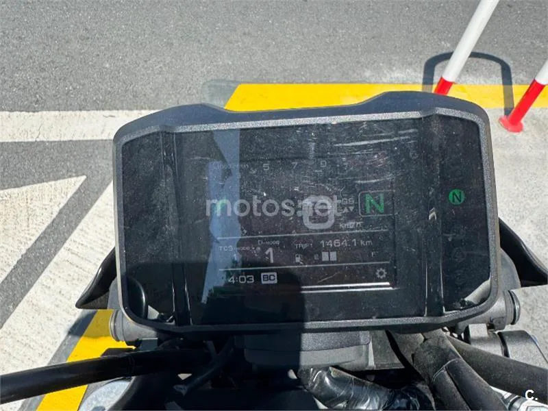 Yamaha MT-09 – Vista 3