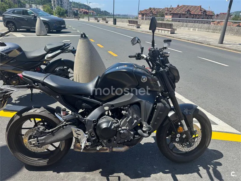 Yamaha MT-09 – Vista 5
