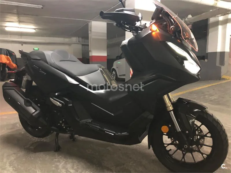 Honda ADV 350 – Vista 5