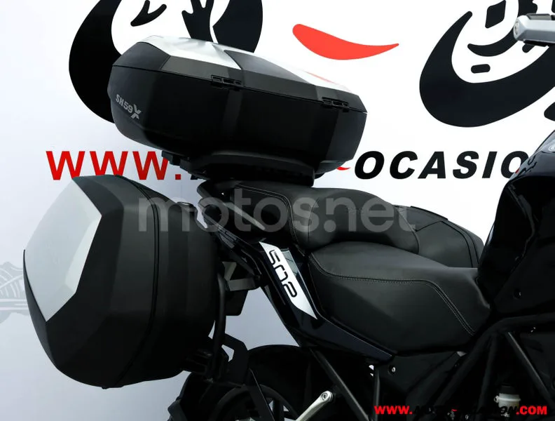 Benelli TRK 502 – Vista 11