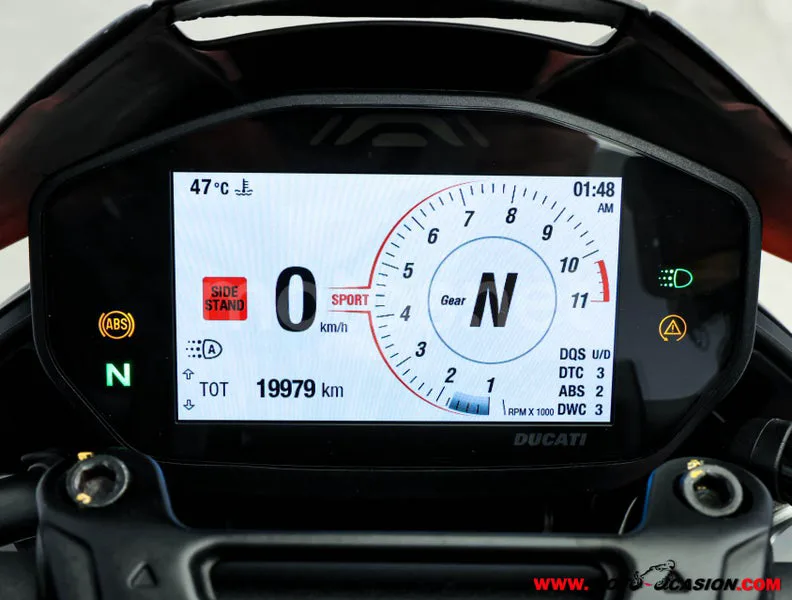 Ducati Hypermotard – Vista 6