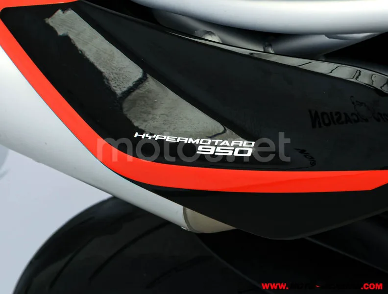 Ducati Hypermotard – Vista 9