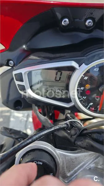 Triumph Street Triple 3499 € 2015 Madrid - 1