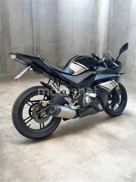 Yamaha R125 – Vista 7