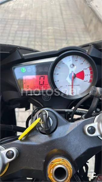 Yamaha R125 – Vista 10