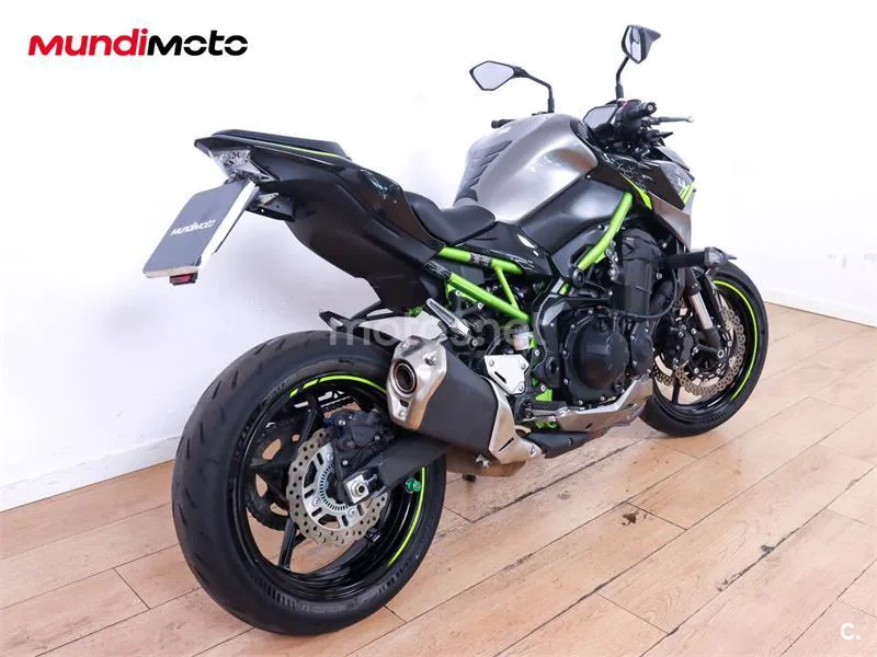 Kawasaki Z900 – Vista 3