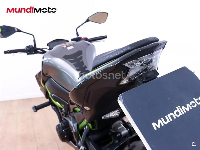 Kawasaki Z900 – Vista 9