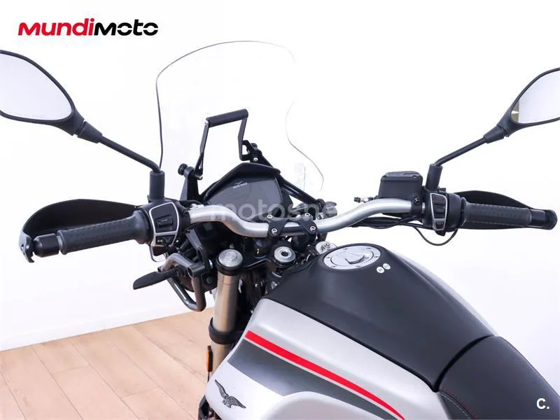 Moto Guzzi V85 TT – Vista 11
