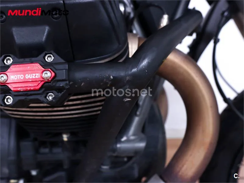 Moto Guzzi V85 TT – Vista 15