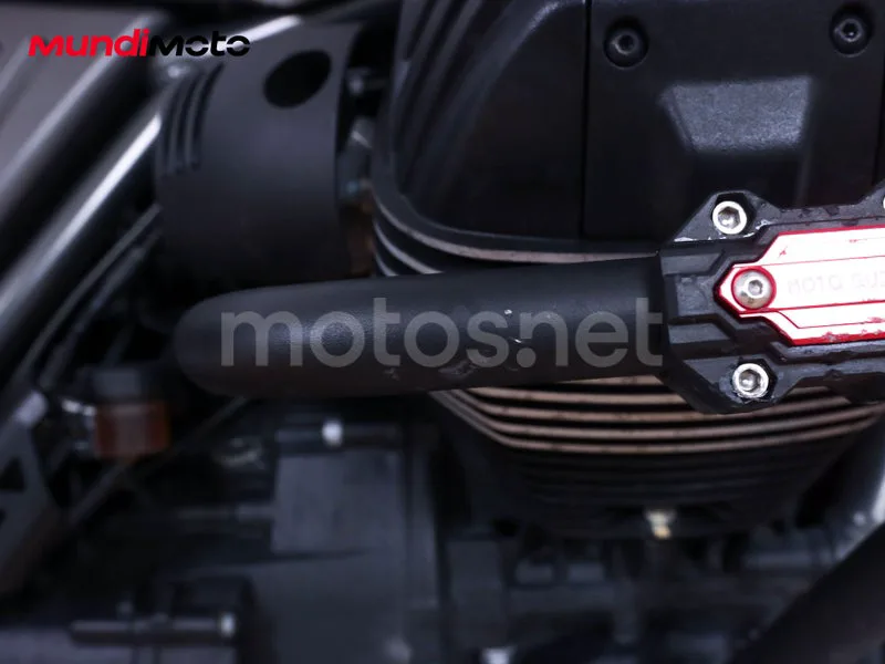 Moto Guzzi V85 TT – Vista 16