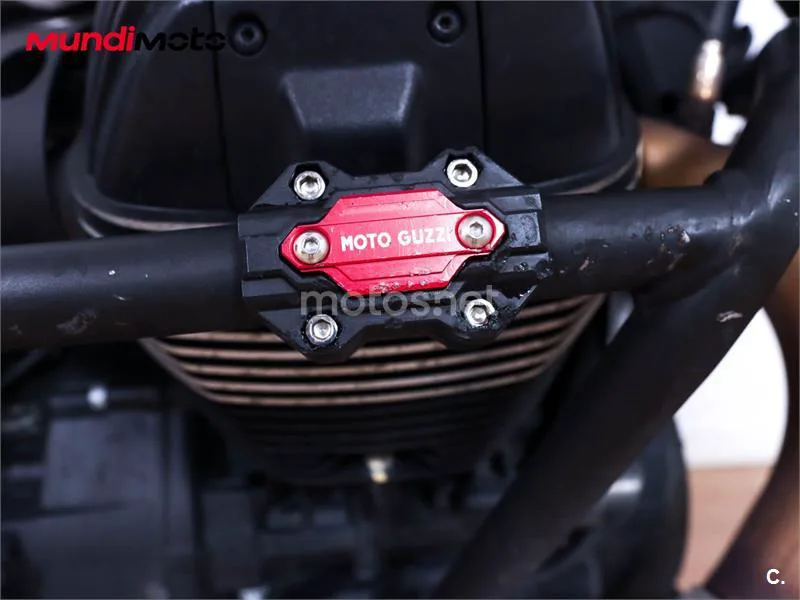 Moto Guzzi V85 TT – Vista 17