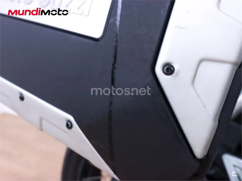 Moto Guzzi V85 TT – Vista 20