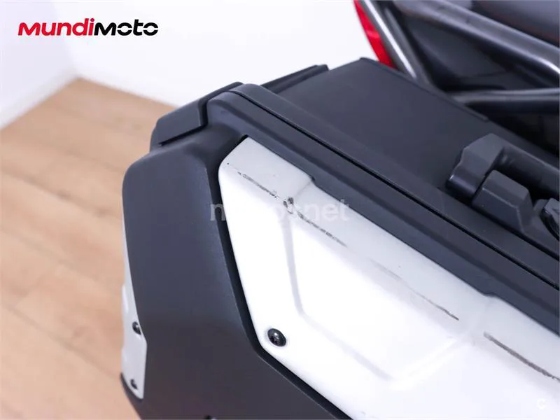 Moto Guzzi V85 TT – Vista 24