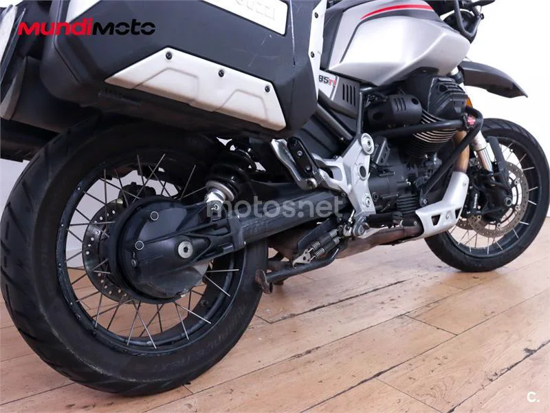 Moto Guzzi V85 TT – Vista 4