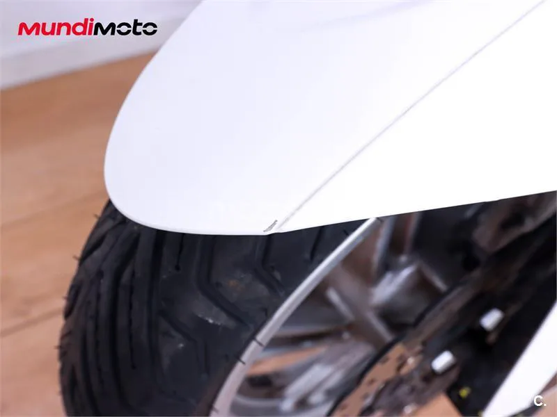 Kymco Xciting 400 – Vista 18
