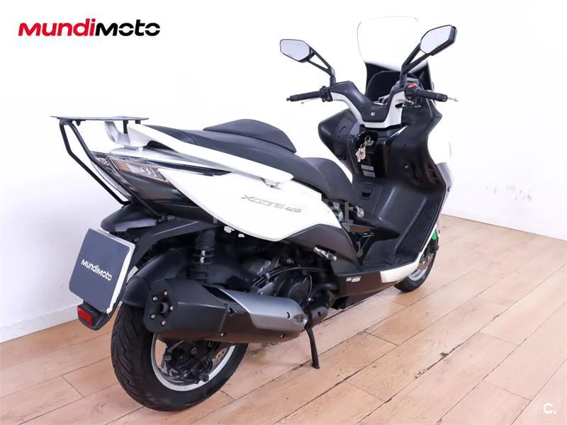 Kymco Xciting 400 – Vista 3