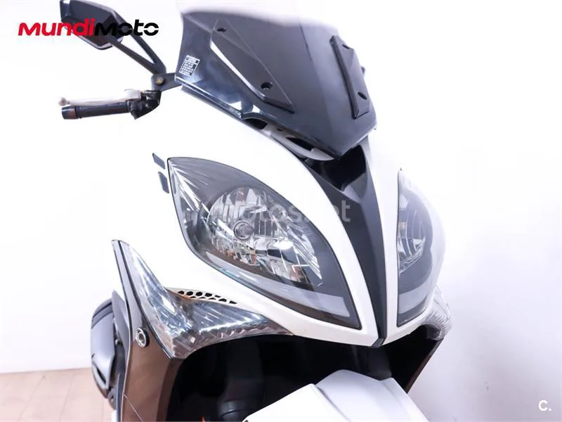Kymco Xciting 400 – Vista 5