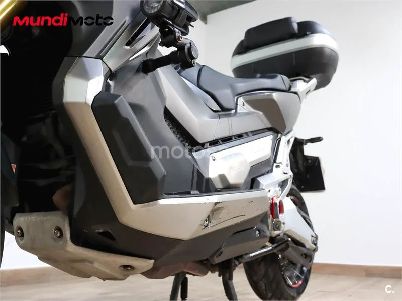 Honda X-ADV – Vista 10