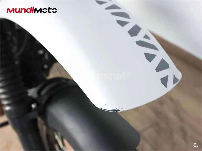 Royal Enfield Himalayan 410 – Vista 14