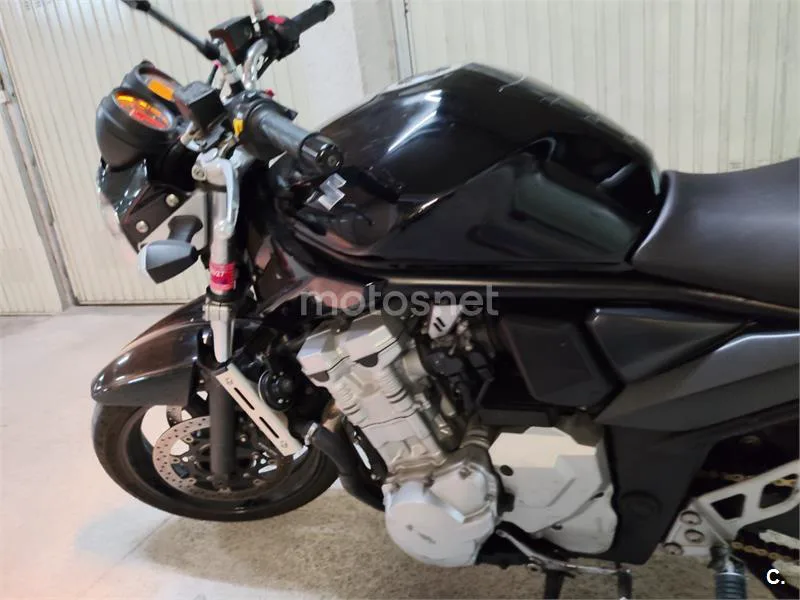 Suzuki Bandit 650 – Vista 4