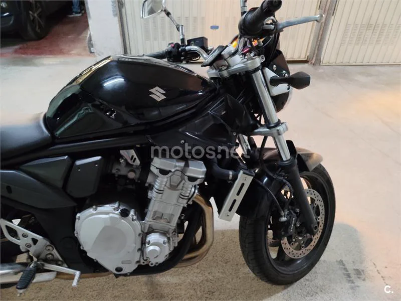 Suzuki Bandit 650 – Vista 6