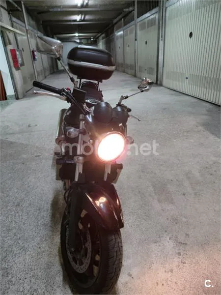 Suzuki Bandit 650 – Vista 7