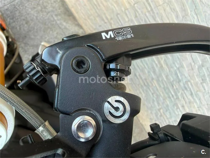 Triumph Speed Triple – Vista 13