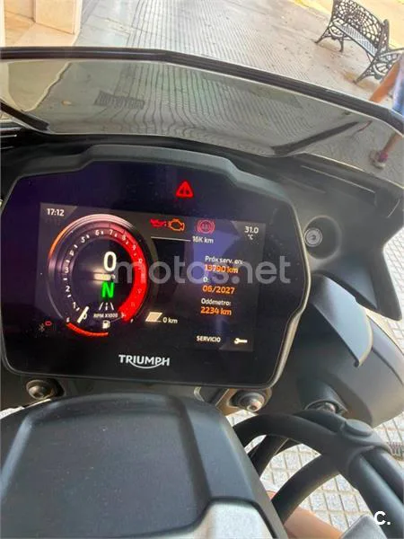 Triumph Speed Triple – Vista 3