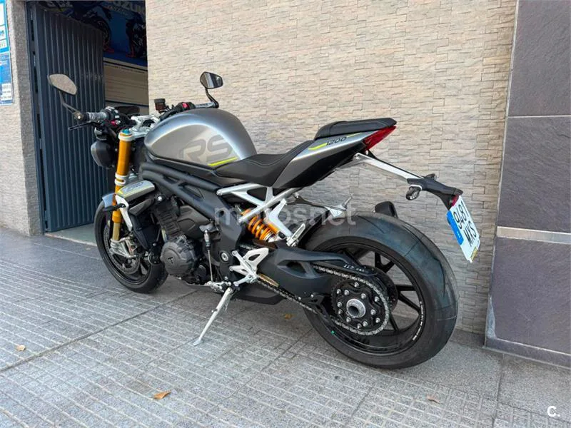 Triumph Speed Triple – Vista 8