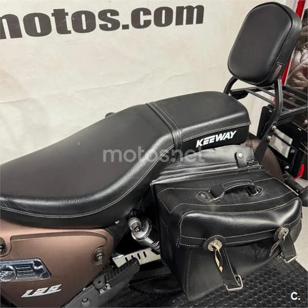 Keeway Superlight 125 – Vista 9